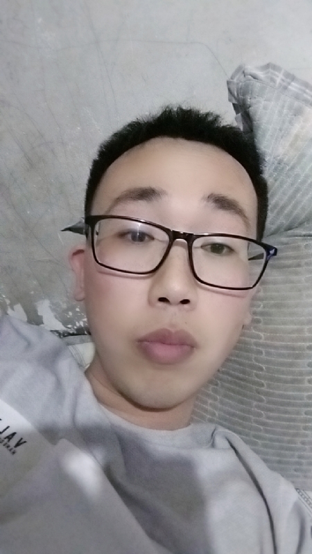 喜欢比我大的女人的第一张照片--兴城残疾人相亲网